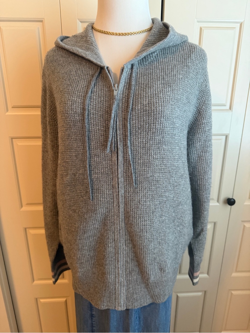 Calme Cashmere waffle knit Gray Zip-Front Hooded Sweater Sz M